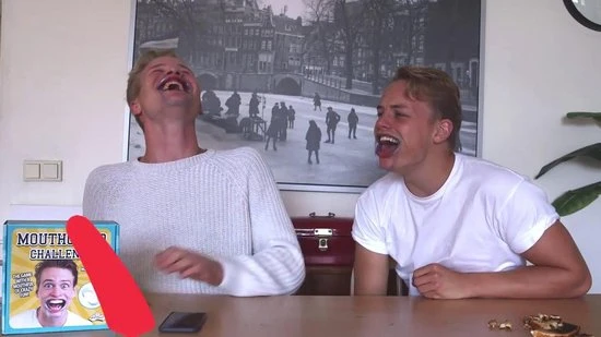 Identity Games Mouthguard Challenge Familie Editie - Partyspel (vanaf 8 Jaar) 4 Identity Games Mouthguard Challenge Familie Editie - Partyspel (vanaf 8 Jaar) - Afbeelding 2