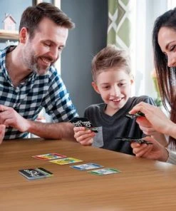 Mattel Games Phase 10 Junior - Kaartspel -Spellen Kast 550x359