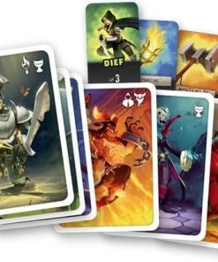 Iello Welcome To The Dungeon - Kaartspel -Spellen Kast 550x411 10