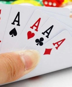 Casual Goods Plastic Speelkaarten | Waterdicht | Volwassenen | Poker | Blauw 17 Casual Goods Plastic Speelkaarten | Waterdicht | Volwassenen | Poker | Blauw -Spellen Kast 550x462 6