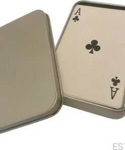 ESTARK Luxe Speelkaarten In Metal BOX - Plastic Coating - Poker Kaarten - Kaartspel - Spelkaarten - Spel Kaart - 56 Kaarten - Gezelschapsspel - Spelen - Playing Cards - In Blik 29 ESTARK Luxe Speelkaarten In Metal BOX - Plastic Coating - Poker Kaarten - Kaartspel - Spelkaarten - Spel Kaart - 56 Kaarten - Gezelschapsspel - Spelen - Playing Cards - In Blik -Spellen Kast 550x492 1