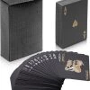 Qualux Speelkaarten | Kaarten | Luxe Pokerkaarten | Speelkaarten Waterdicht | Pokerkaarten | Kaartspel | Zwart | Goud -Spellen Kast 550x637