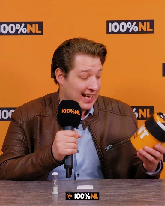 Bezzerwizzer HINT GO 100% NL - Bordspel 4 Bezzerwizzer HINT GO 100% NL - Bordspel - Afbeelding 2